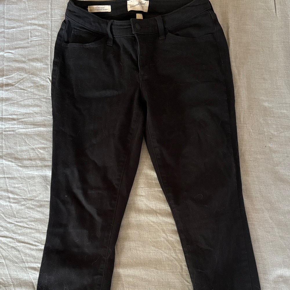 Universal Thread Women's Classic Black Straight Leg Jeans